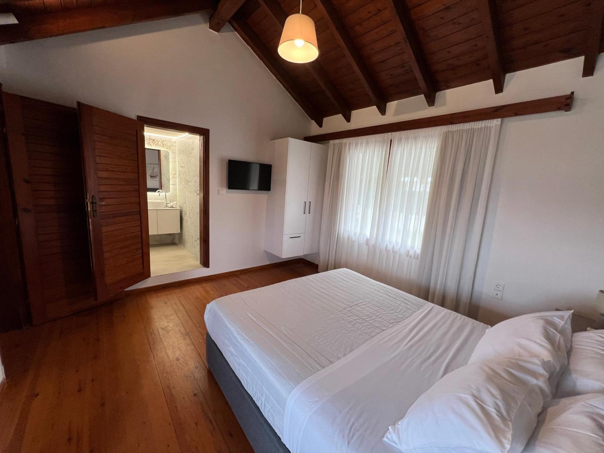 Chania Living Stories Villa With Piano 外观 照片